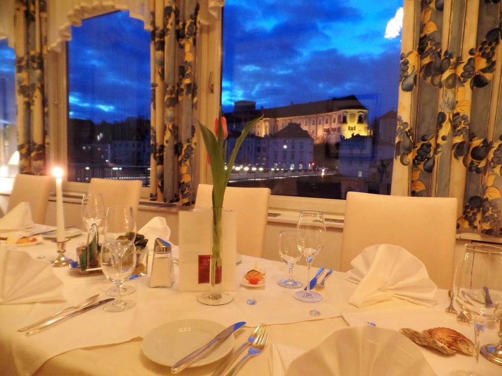 Hotel-Restaurant Minichmayr Steyr Exteriör bild