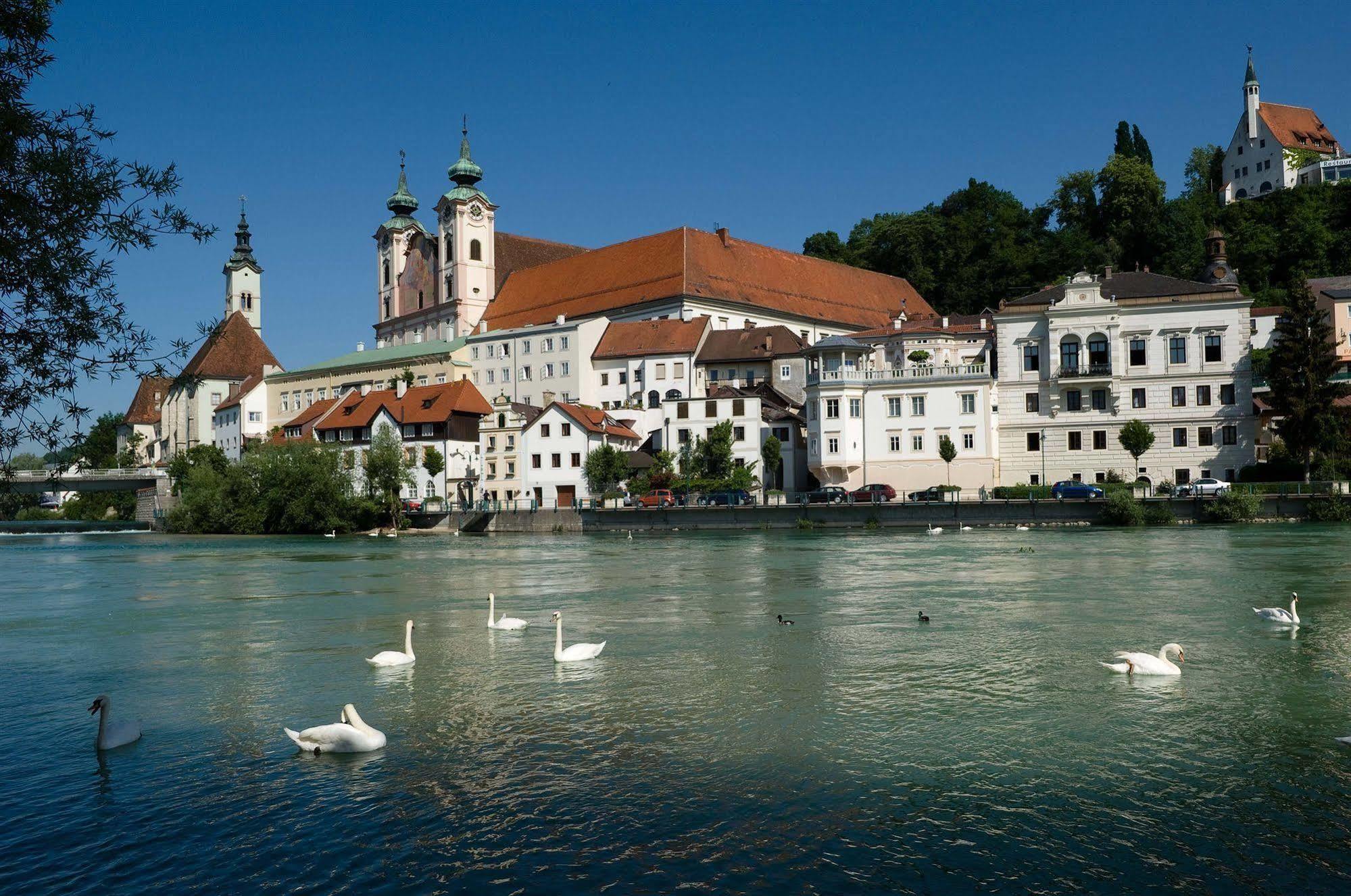 Hotel-Restaurant Minichmayr Steyr Exteriör bild