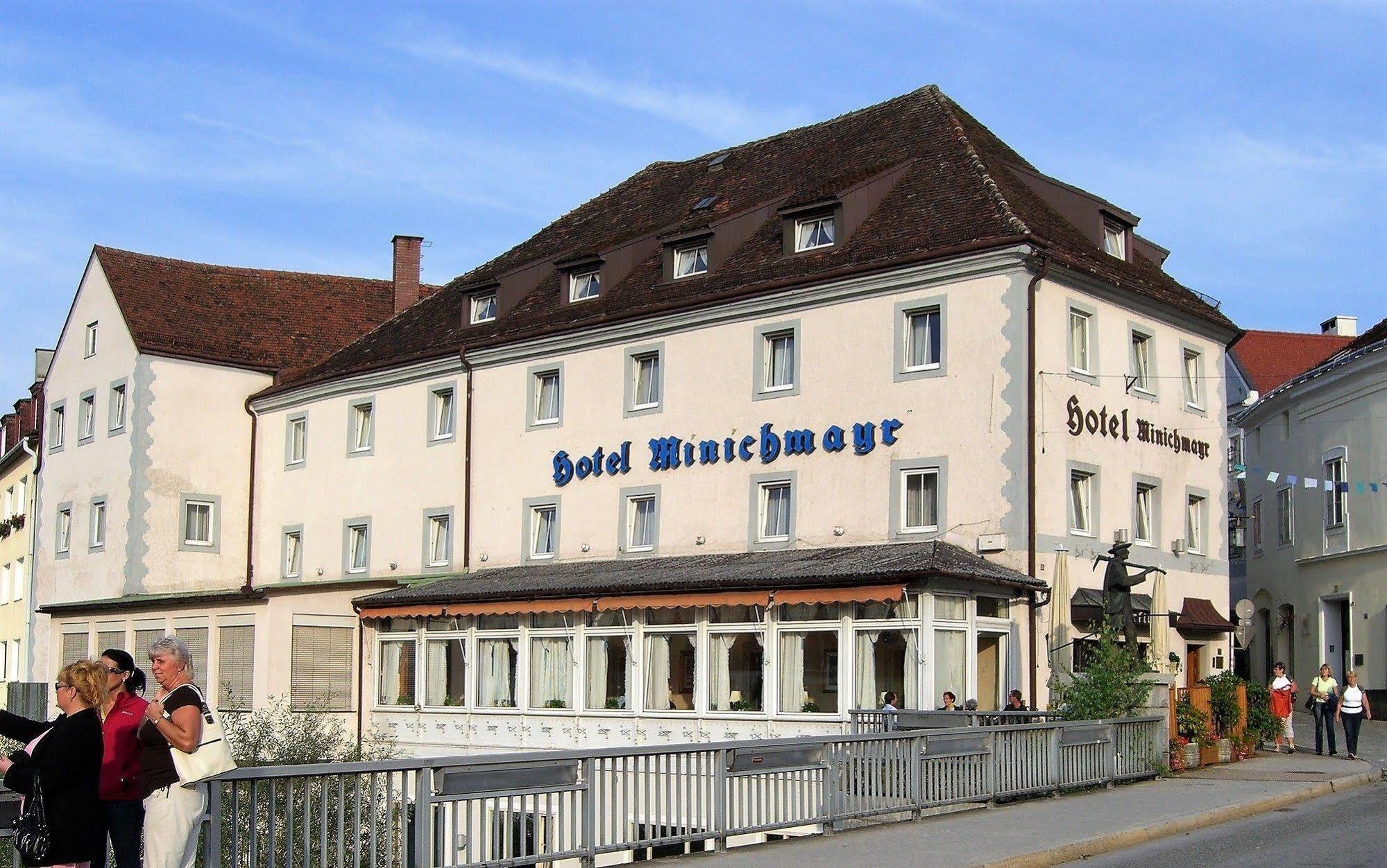 Hotel-Restaurant Minichmayr Steyr Exteriör bild