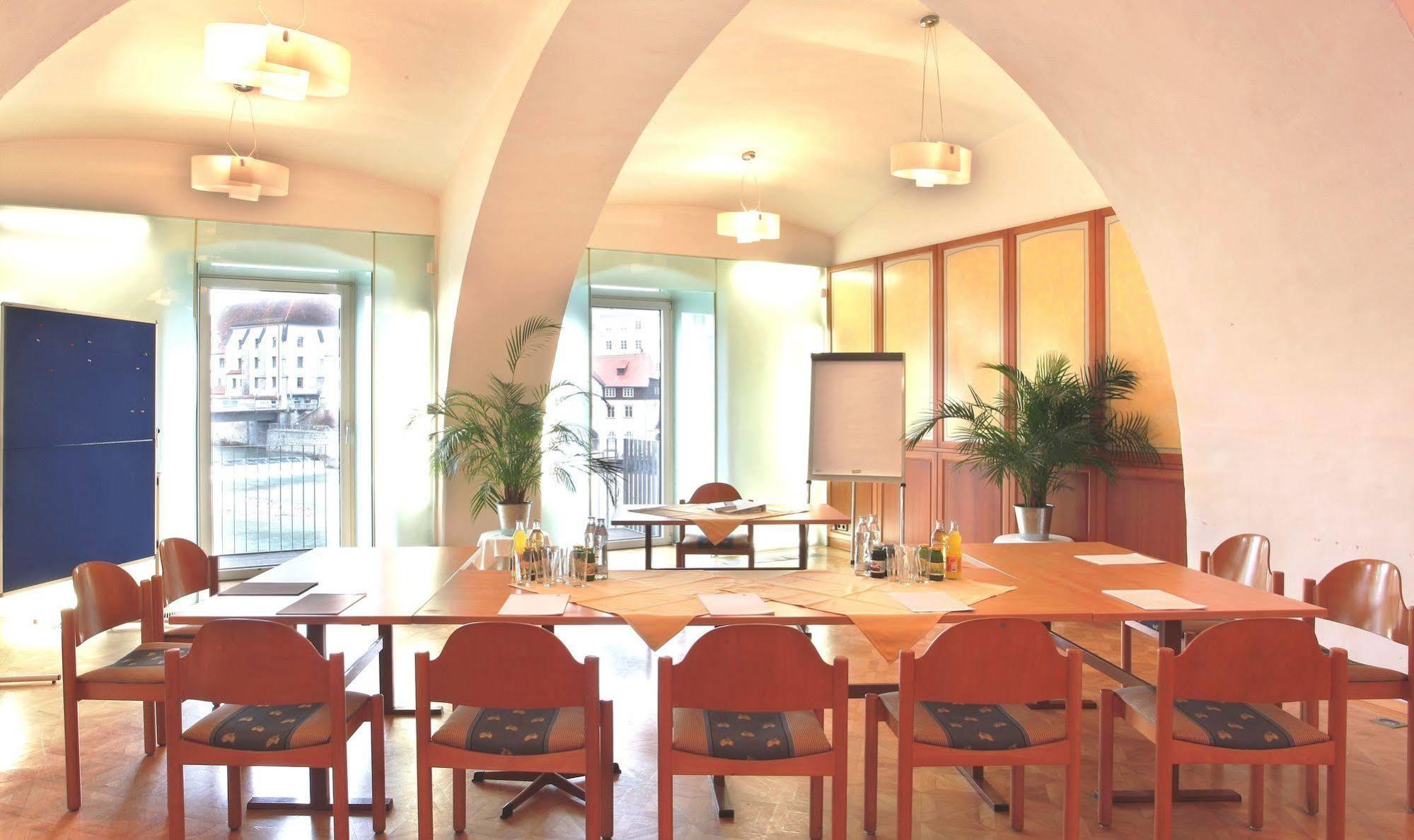 Hotel-Restaurant Minichmayr Steyr Exteriör bild